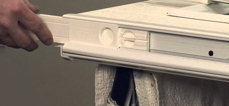 aluminum storefront door repair Crescent City