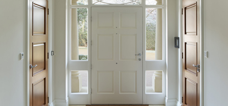 Crescent City door replacement contractors